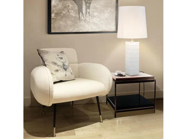 Comfortable and stylish Lounge chair by La Bianco