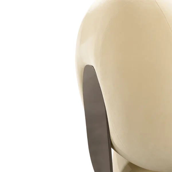 Dysto Comfortable and Stylish Sofa