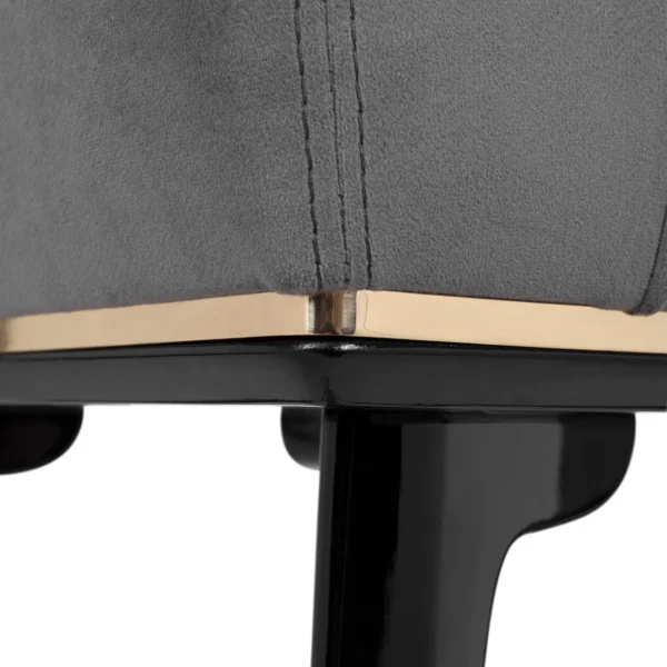 Daylan Stylish Bar Chair