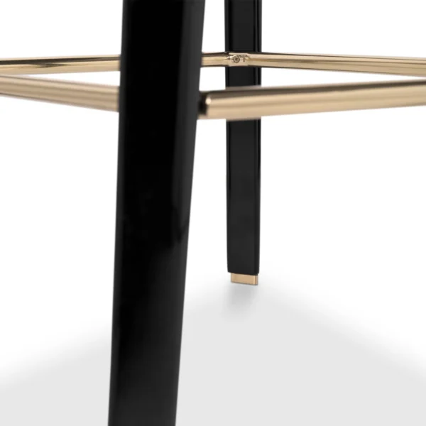 Daylan Stylish Bar Chair