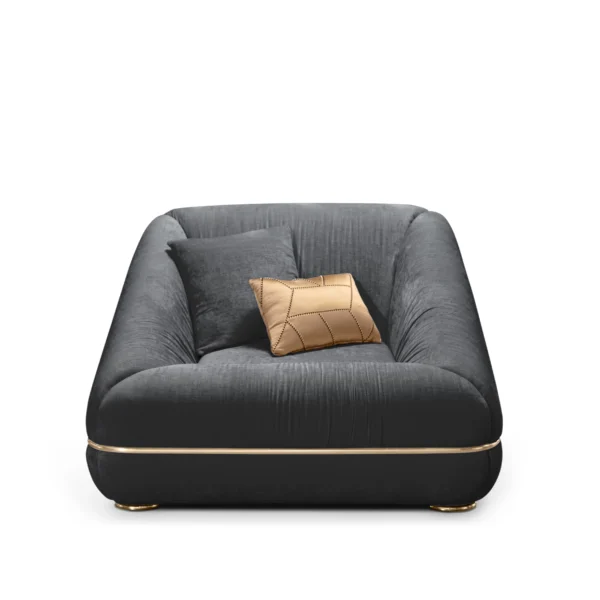 Xena Lounge Chair